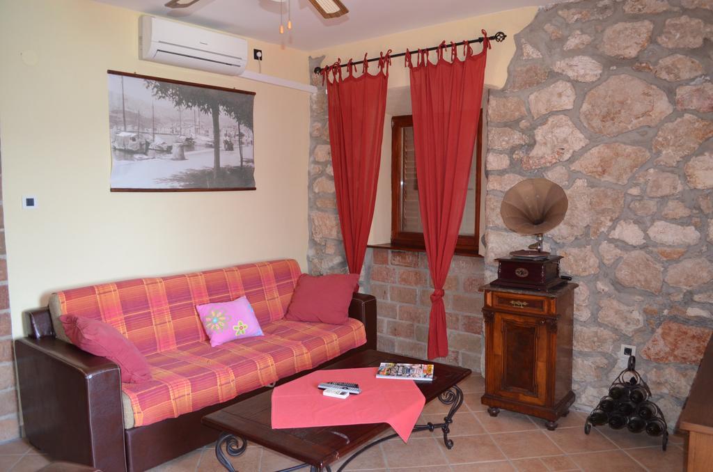 באסקה Apartment Sandi מראה חיצוני תמונה